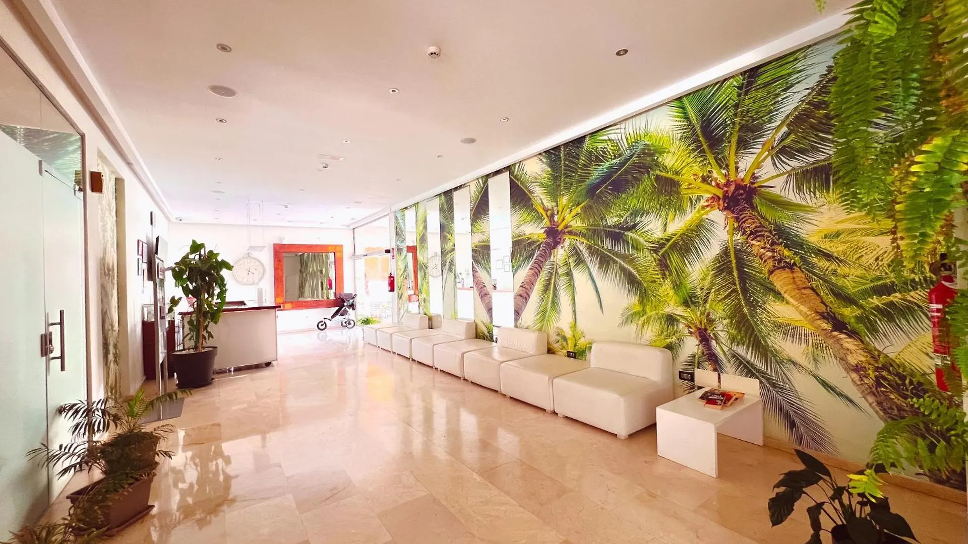 Ocean View! Parque Las Americas! Heated Pool, Ac! La05 Playa de las Americas  Spain